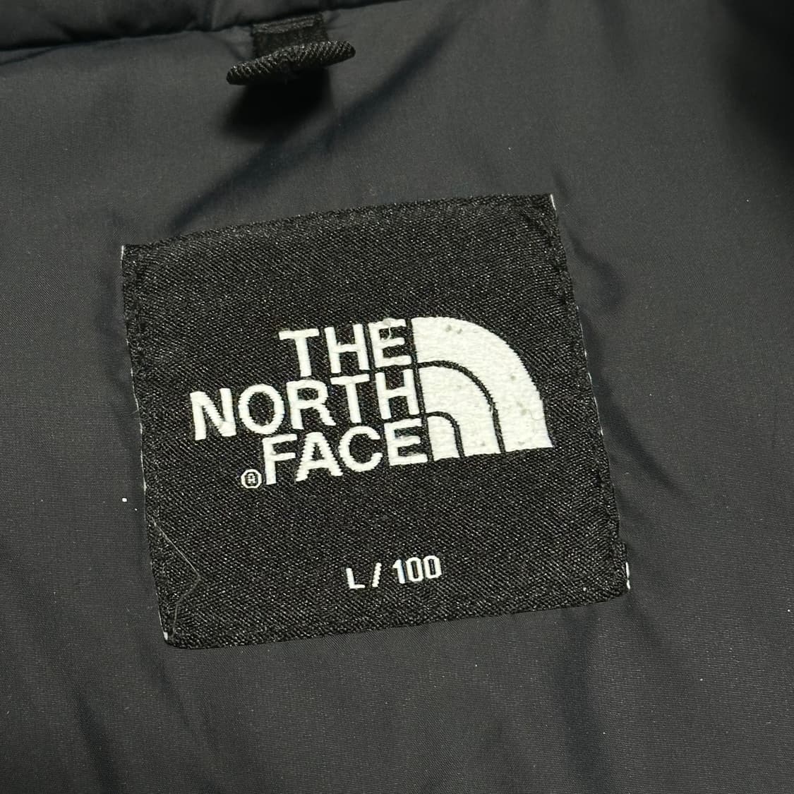 The North Face 그레이 눕시 패딩 상품이미지3