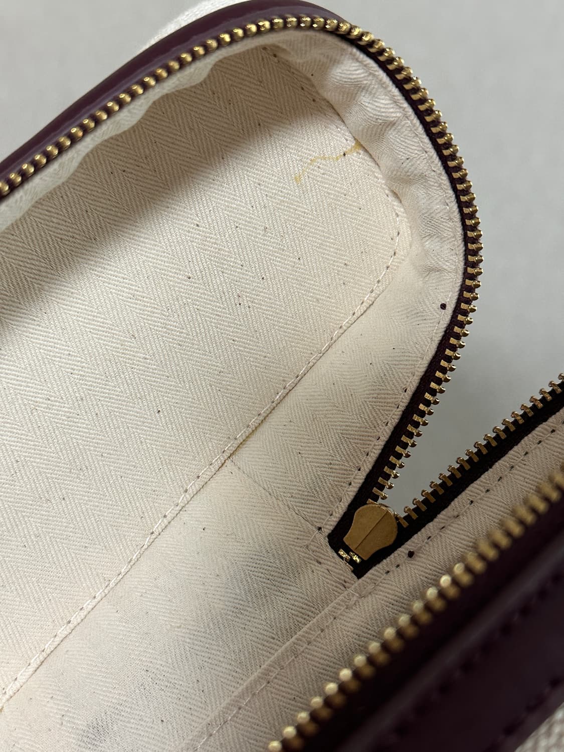 자라 하드백 버건디 상품이미지4