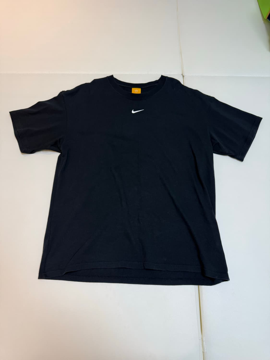 [크림 정품] 녹타 반팔 블랙색상 L size  상품이미지2