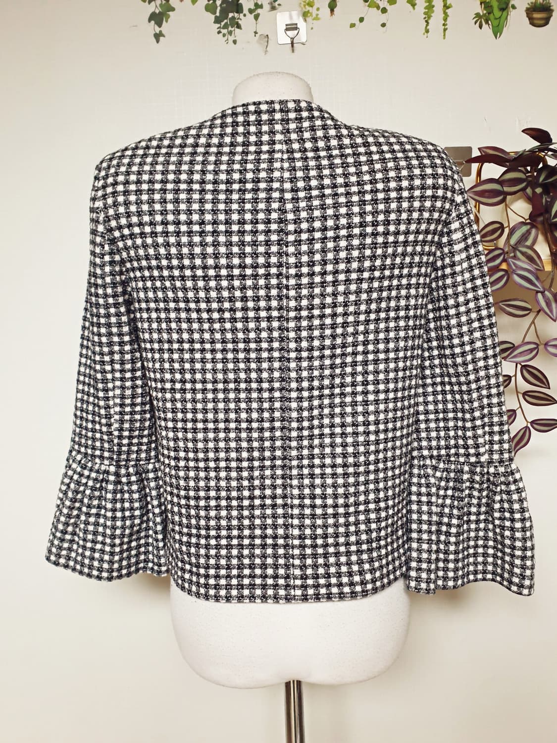 자라 바얀 트위드크롭자켓 44 블랙 XS  상품이미지5