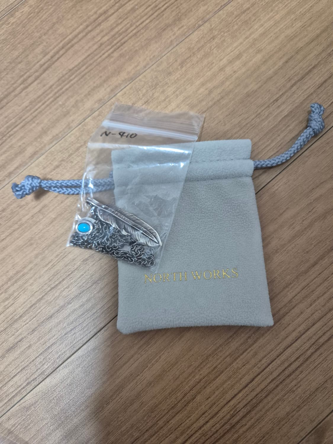 노스웍스 N 410 리버티 페더 목걸이 상품이미지2