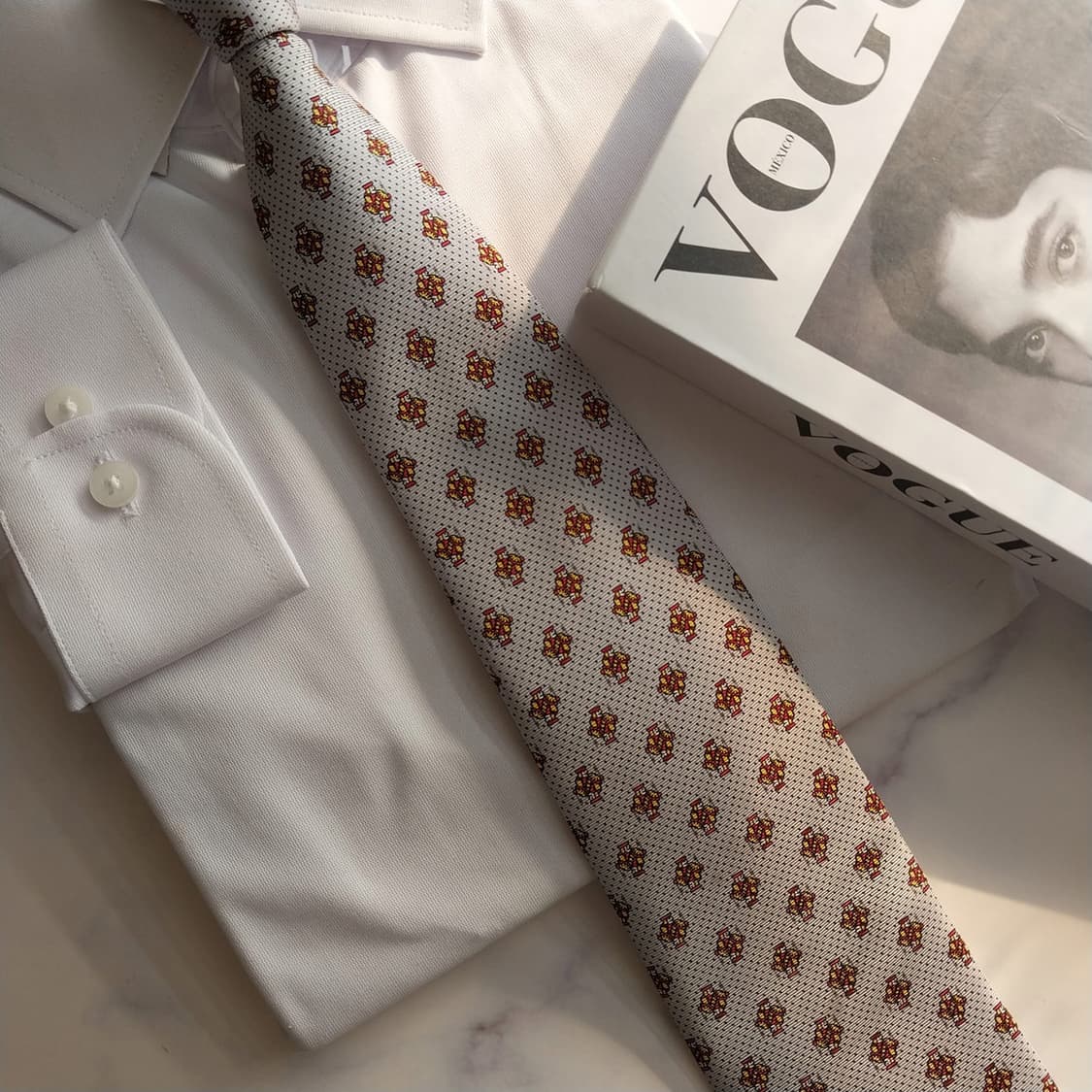 던힐 실크 그레이 넥타이 8.6cm A+등급 K1445
 상품이미지9