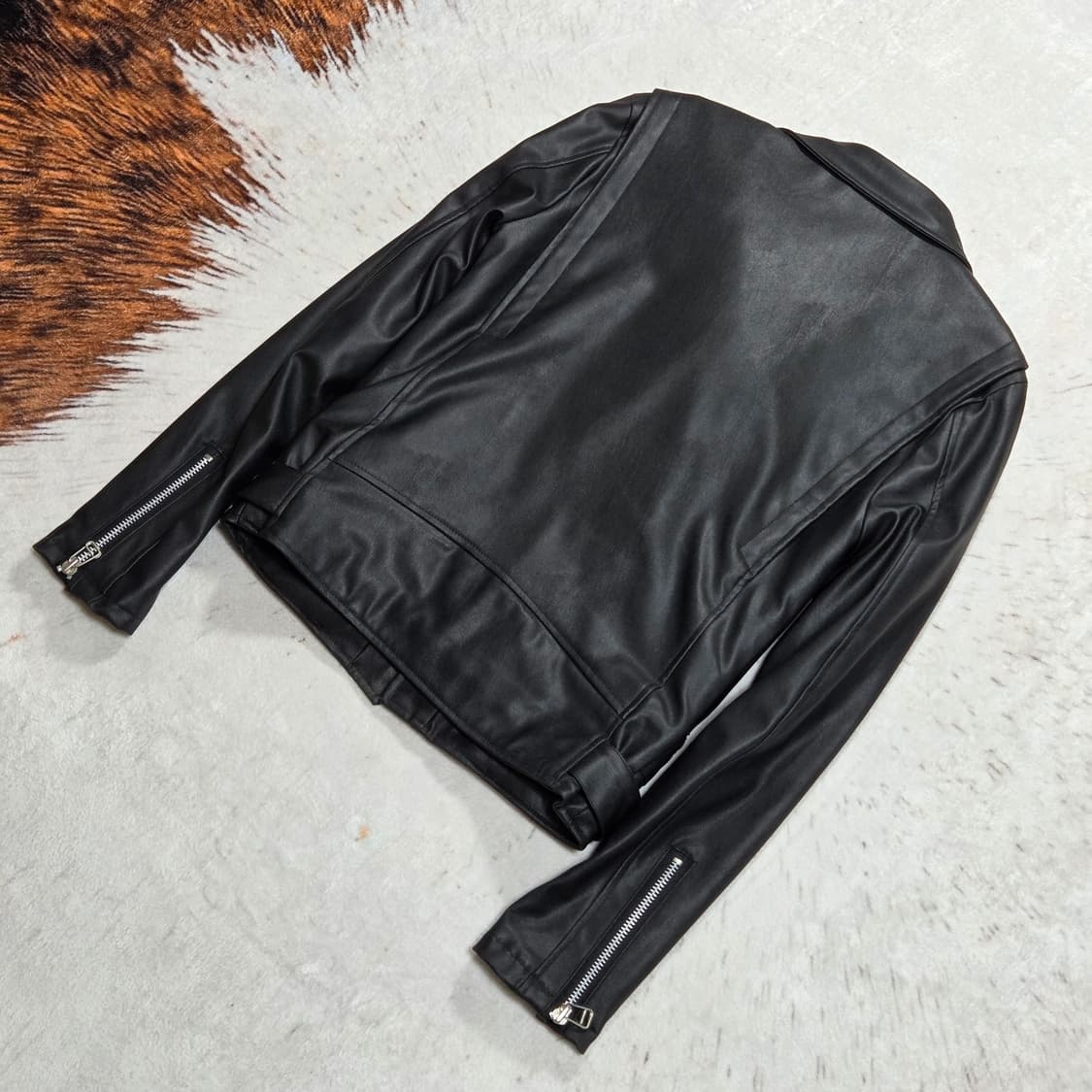 어태치먼트 블랙 라이더 자켓 상품이미지4