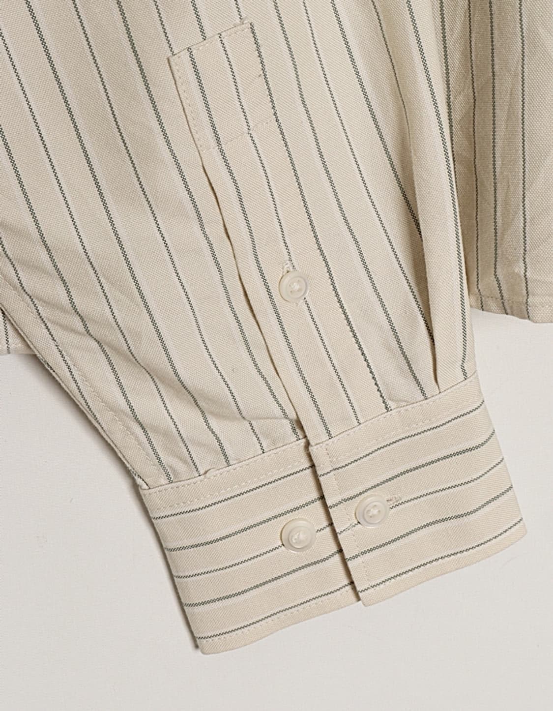 UQ x JW ANDERSON Stripe Croped Shirts 상품이미지6