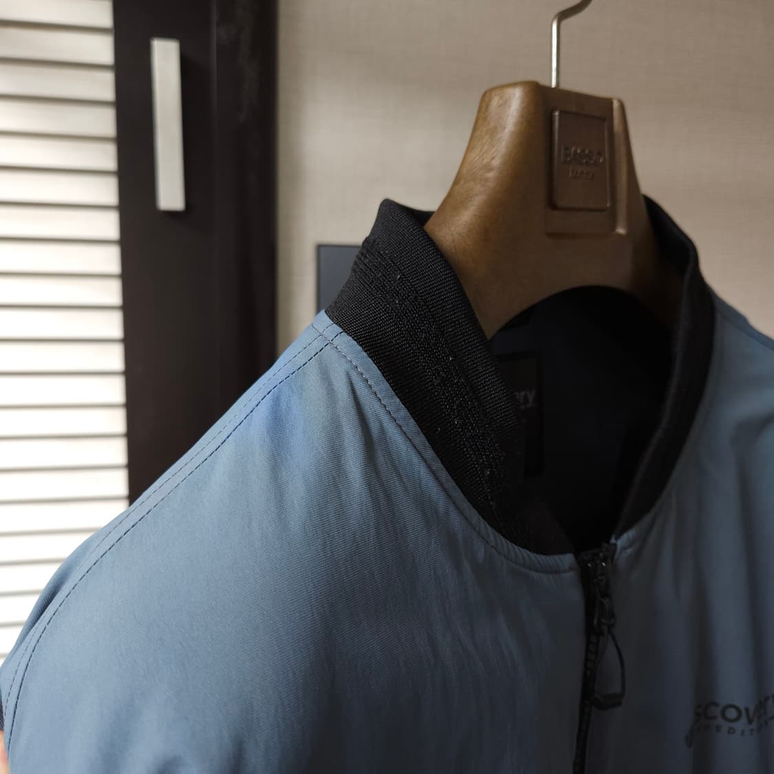 110 ) 디스커버리 남성 바람막이 자켓 상품이미지3