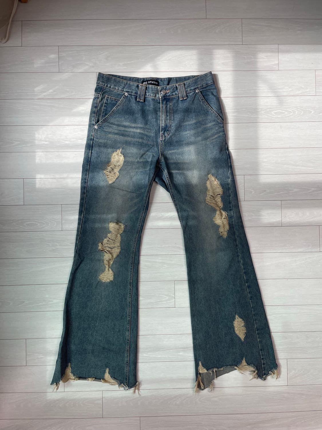 Damage Boot Cut Denim Pants (Blue) 상품이미지3