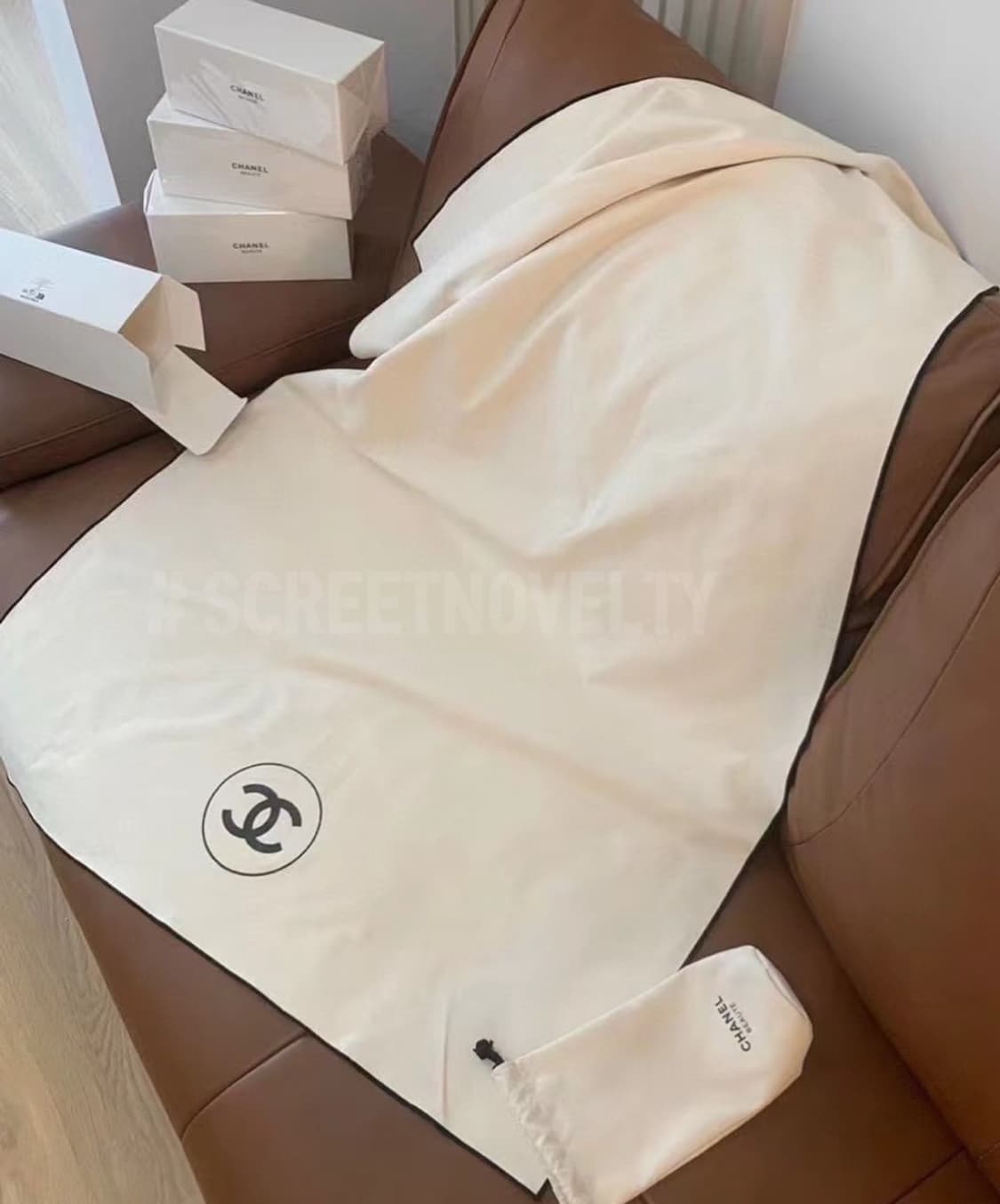 샤넬뷰티 겨울 기프트 블랭킷 무릎담요 여행담요 상품이미지6