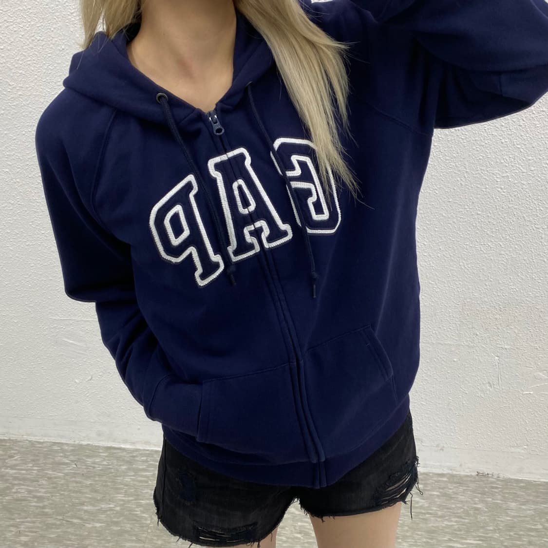 갭 센터로고 네이비 후드집업 XL 상품이미지1