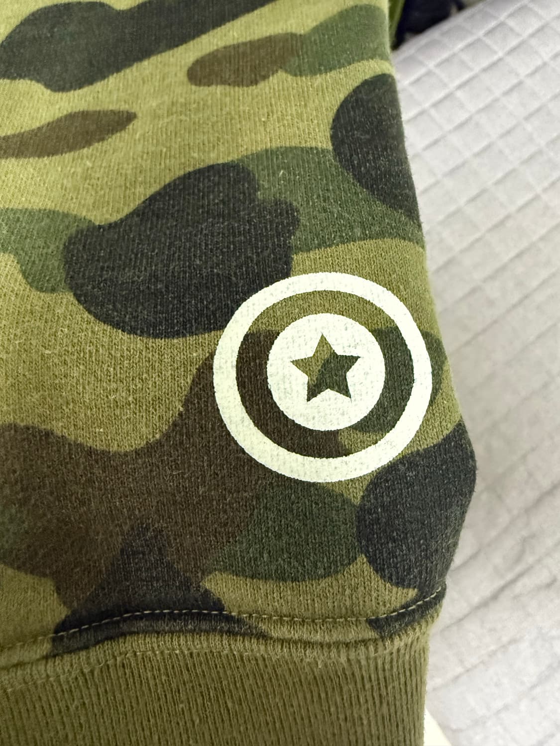 베이프 샤크후드 카모 판매합니다 상품이미지5