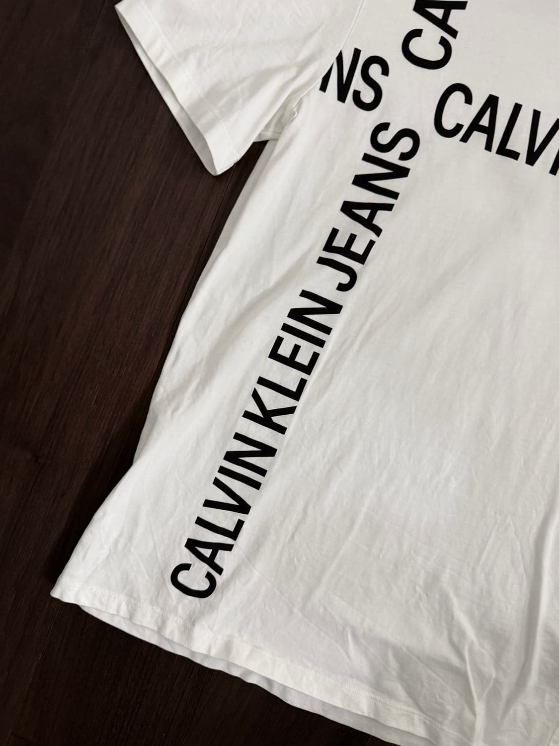 켈빈클라인 피마코튼 반팔티셔츠 상품이미지3