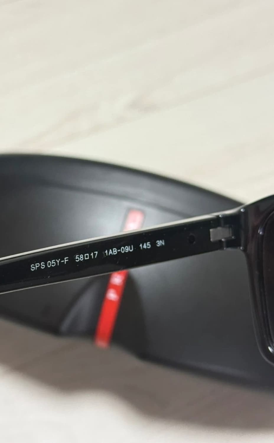 프라다 리네아로사 스포츠 선글라스 상품이미지4