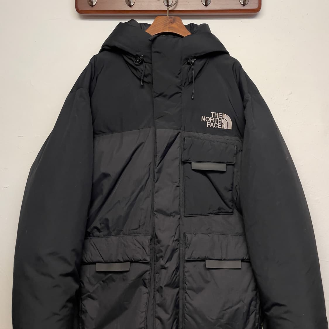 노스페이스 700필 폴라 다운 블랙 구스다운 패딩   상품이미지3