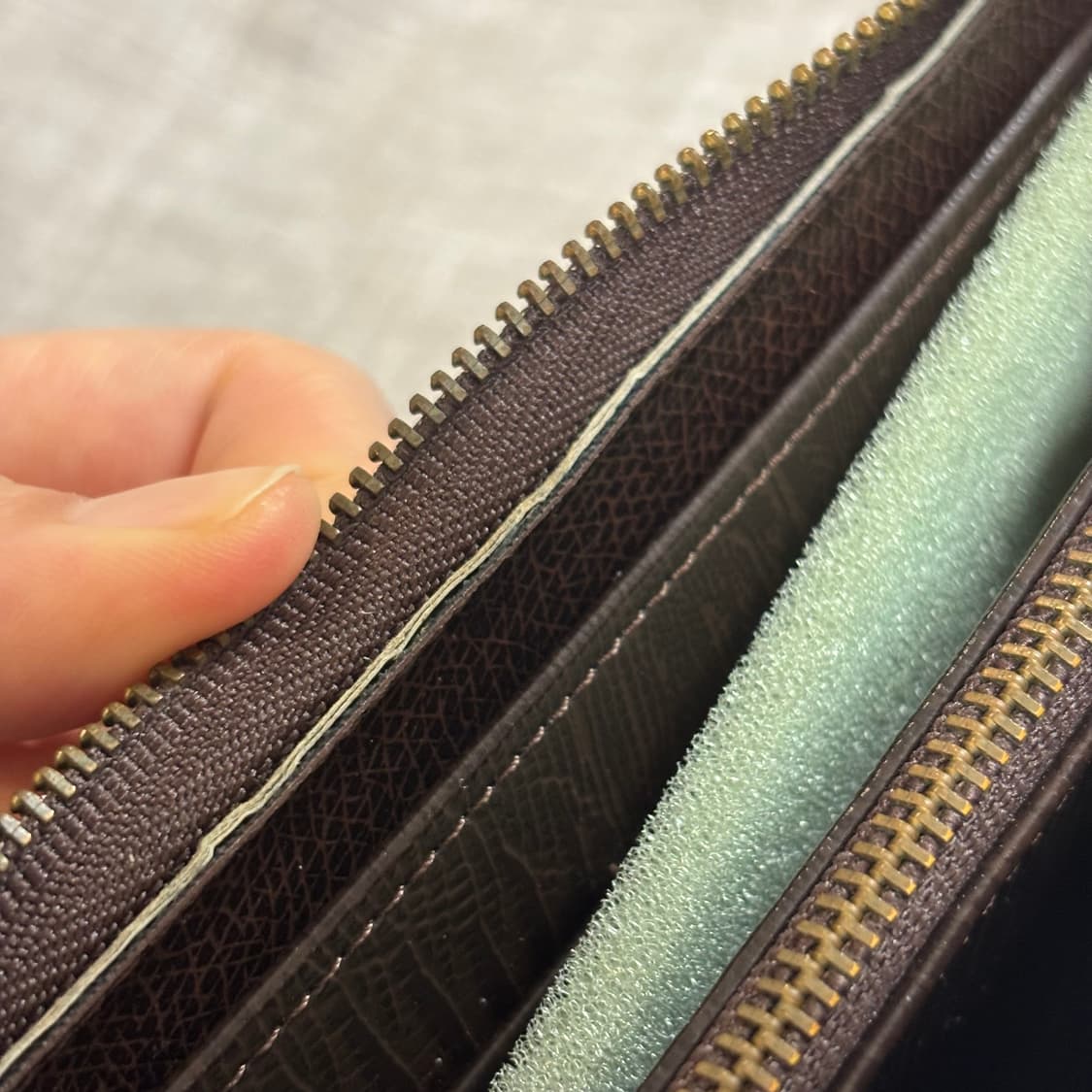 일본구매 고급 다크 브라운 장지갑 남녀공용 상품이미지10