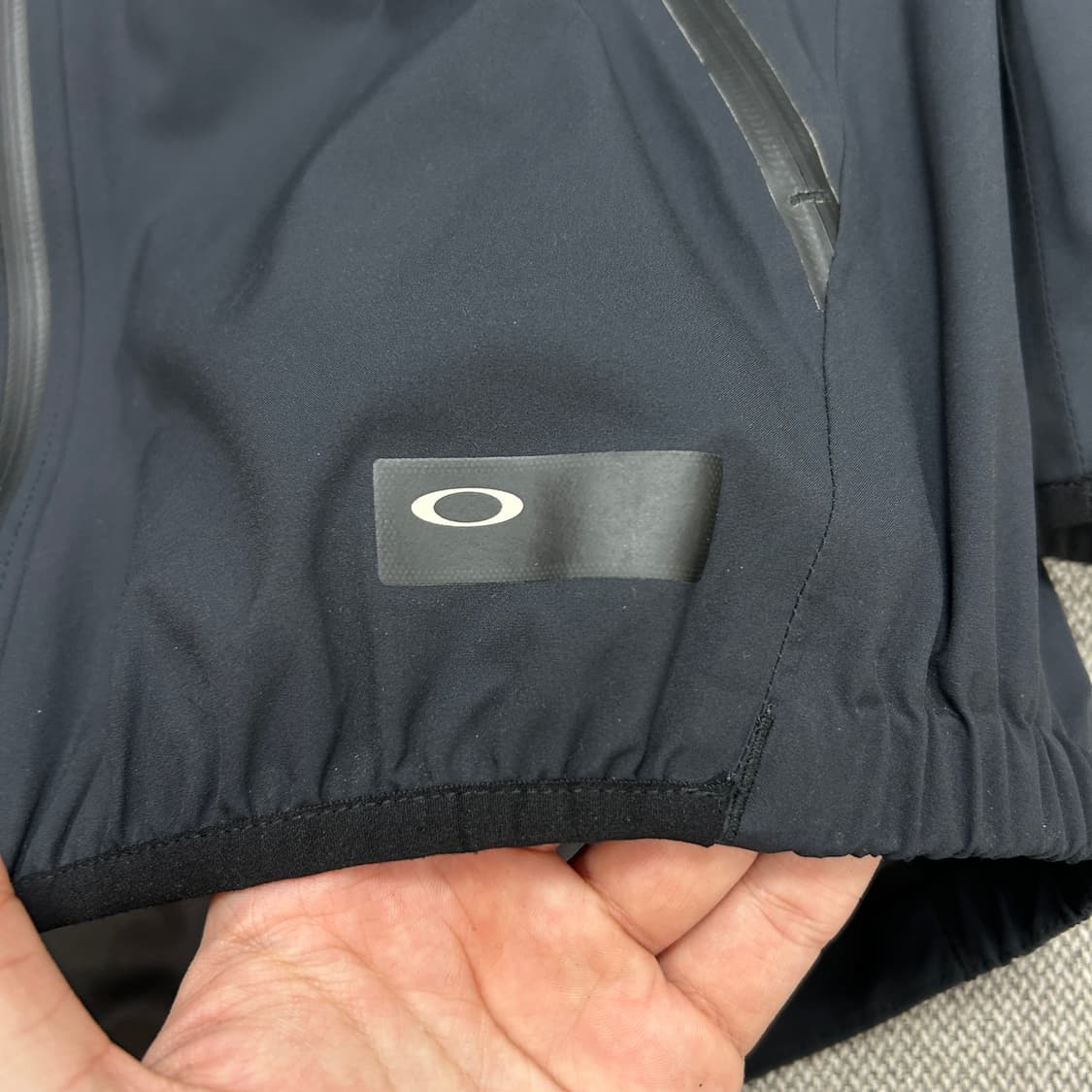 오클리 테크니컬 바람막이(S) 상품이미지4