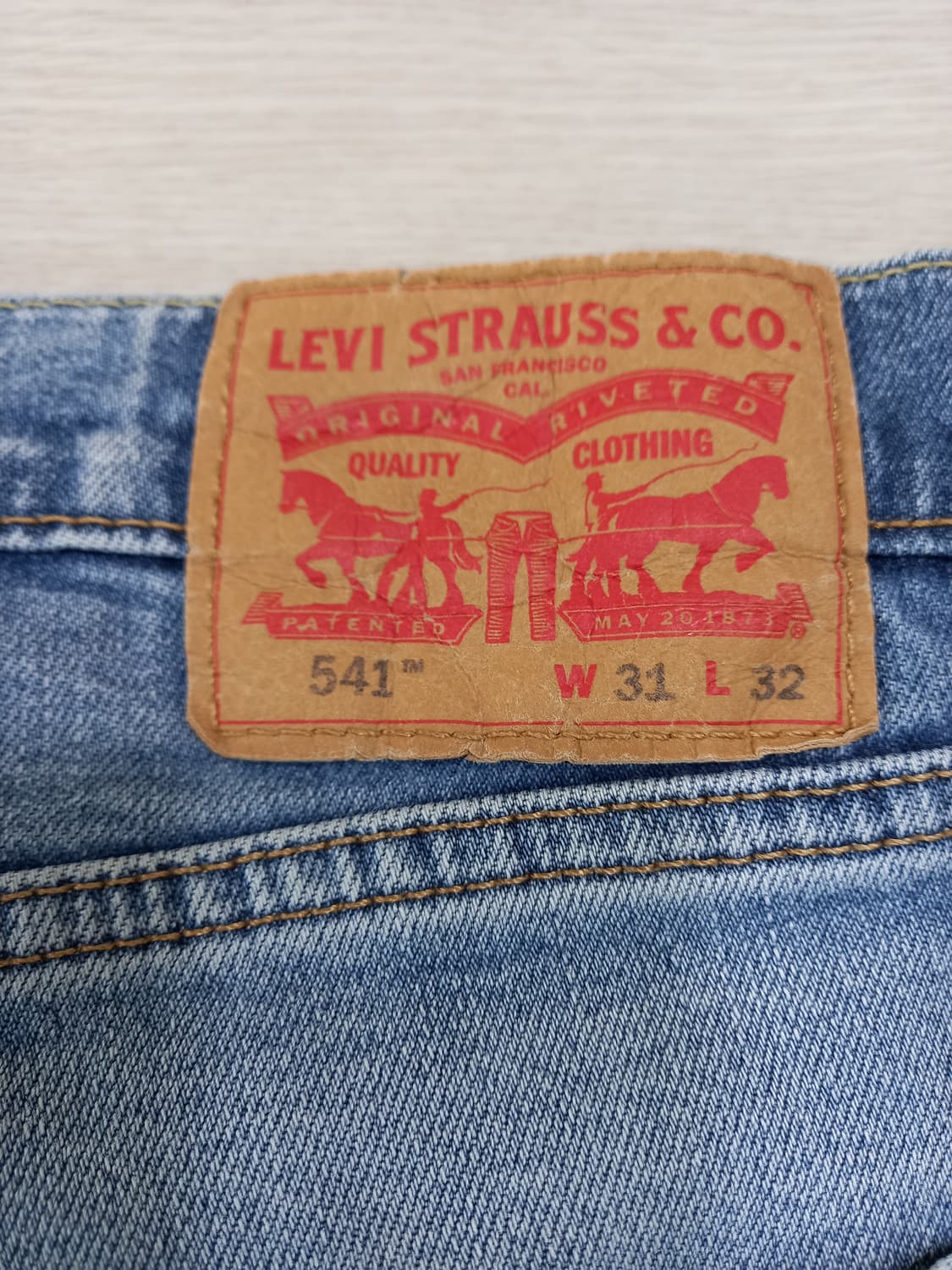 33 리바이스541 워싱 스판 슬림일자진 연청 33-435 상품이미지5