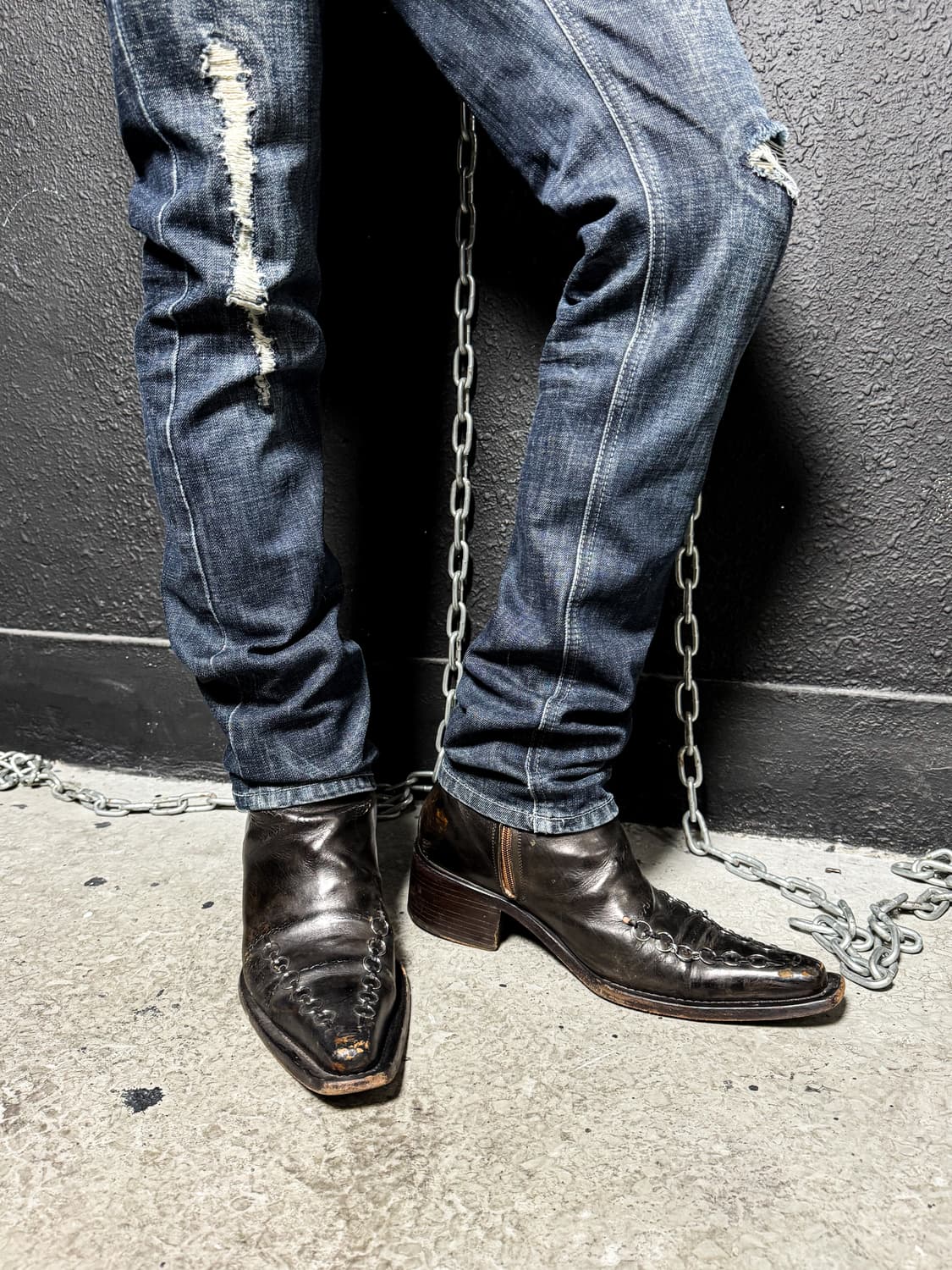 Stud Distressed Slim Denim 상품이미지5