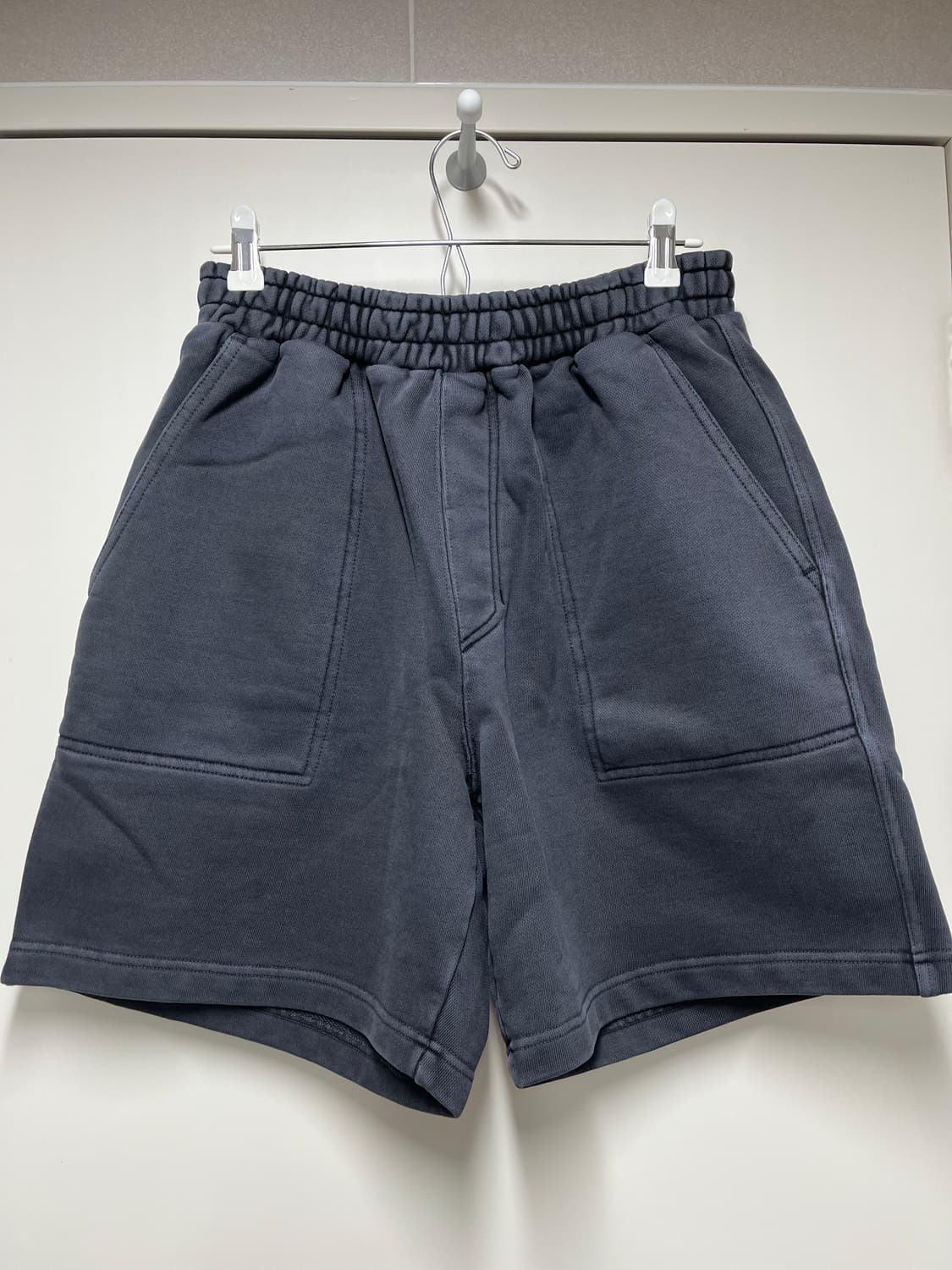 [새제품] 브라운야드 퍼티그 스웻쇼츠 Washed Black 3 상품이미지3