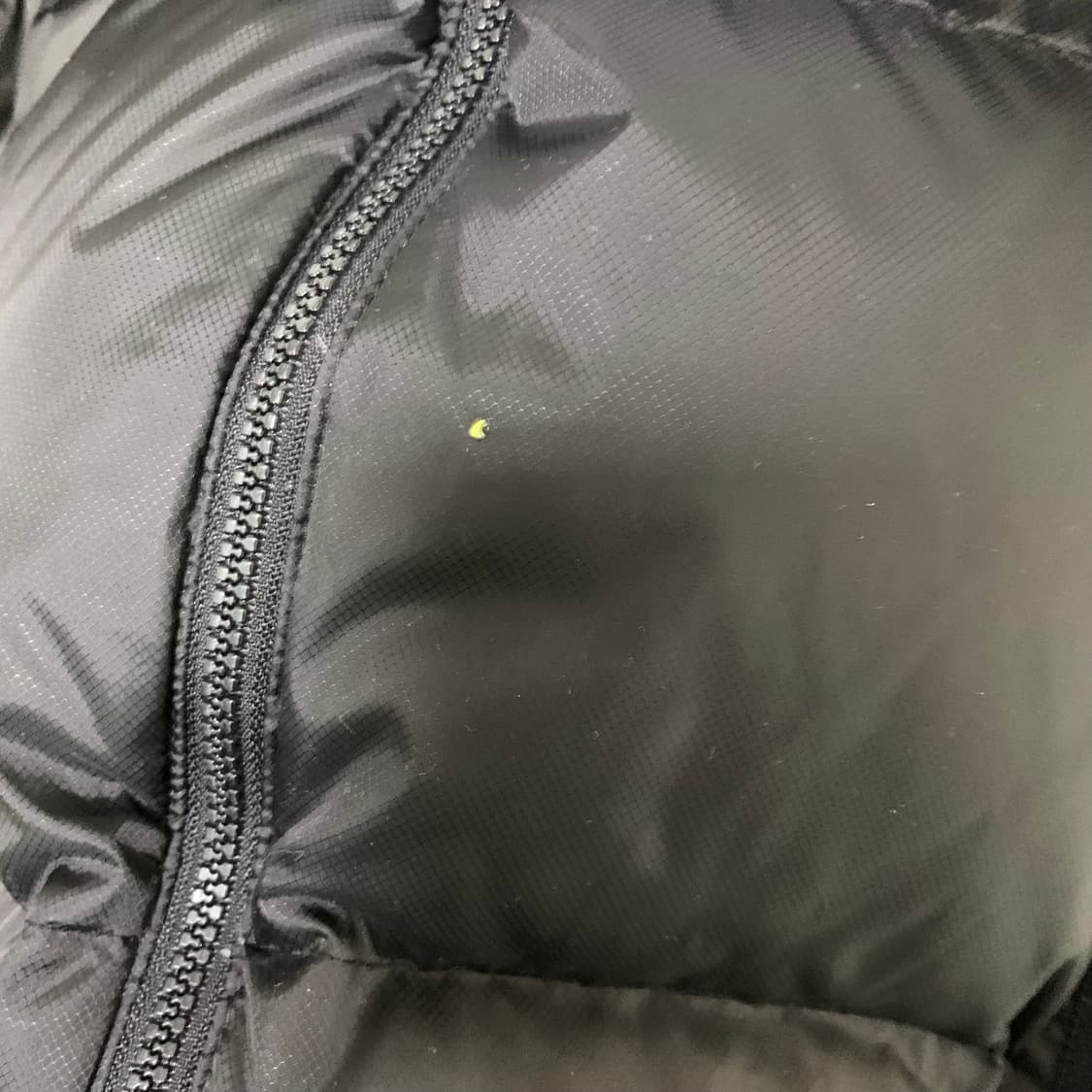 노스페이스 블랙/네이비 빈티지 투톤 눕시 패딩 남성 M 남녀공용 상품이미지4