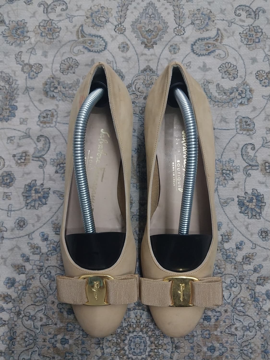 페레가모 스웨이드 바라 펌프스 6사이즈 상품이미지2