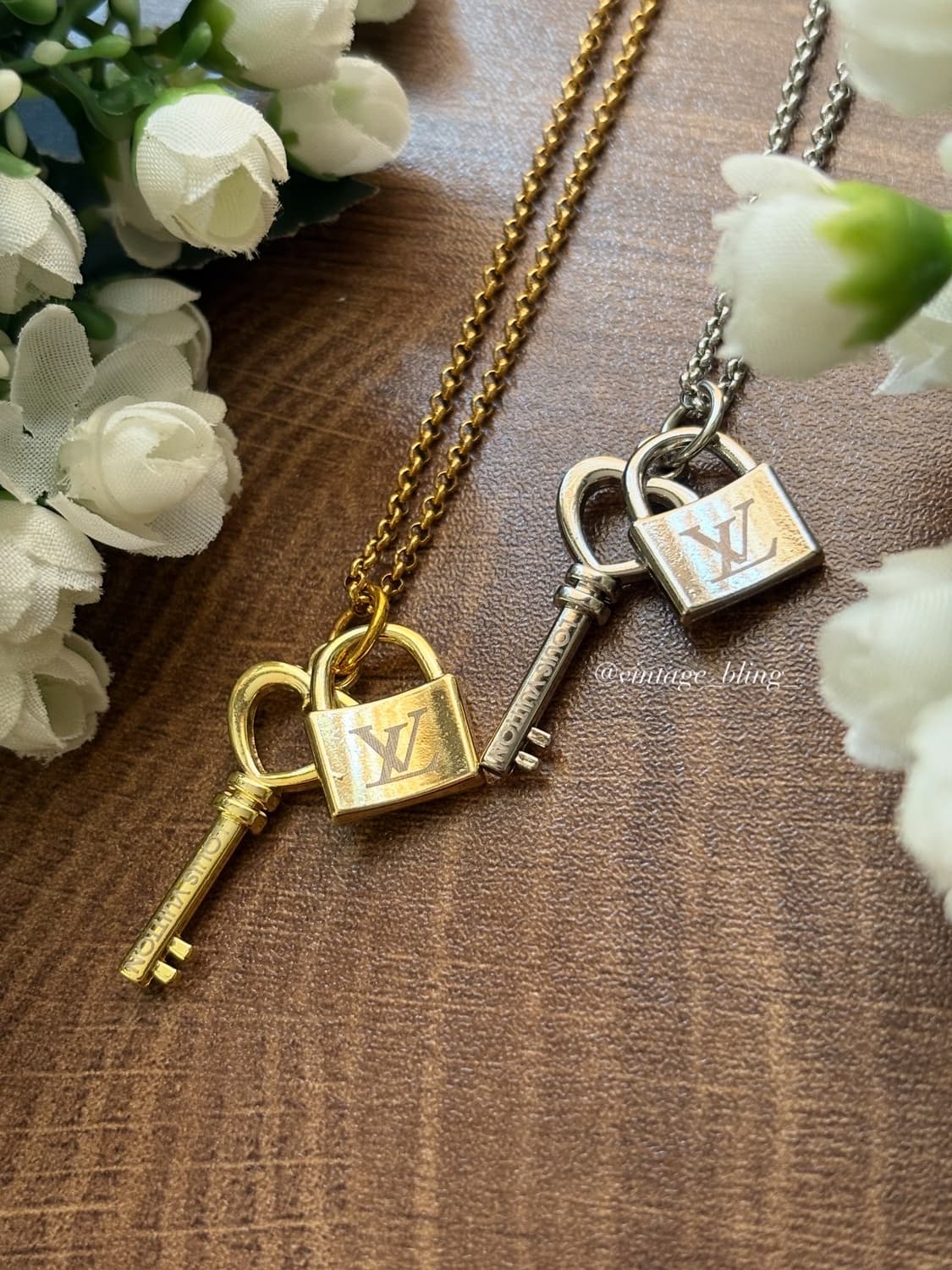 루이비통 패드락 하트 키 목걸이 상품이미지1