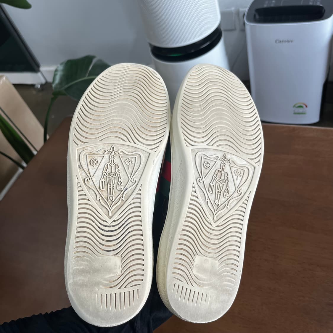 구찌 에이스 레더 스니커즈 Uk8 상품이미지6