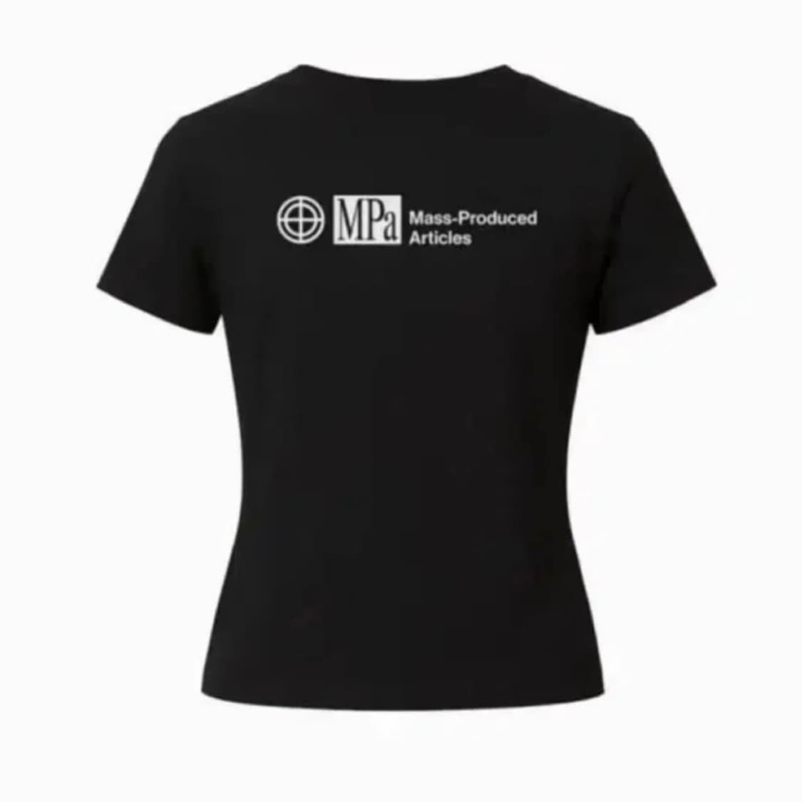 구매) 플라스틱프로덕트 우먼반팔블랙 M아니면 L 상품이미지1