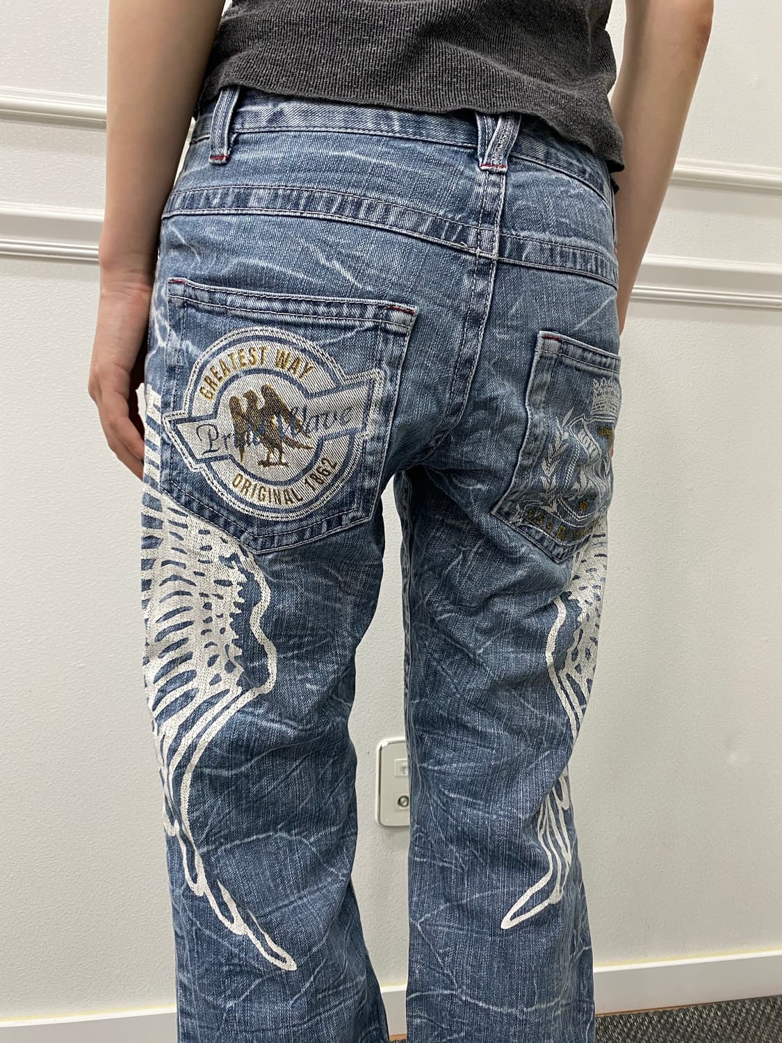 Y2K Back Wings Print Crack Pants 상품이미지2