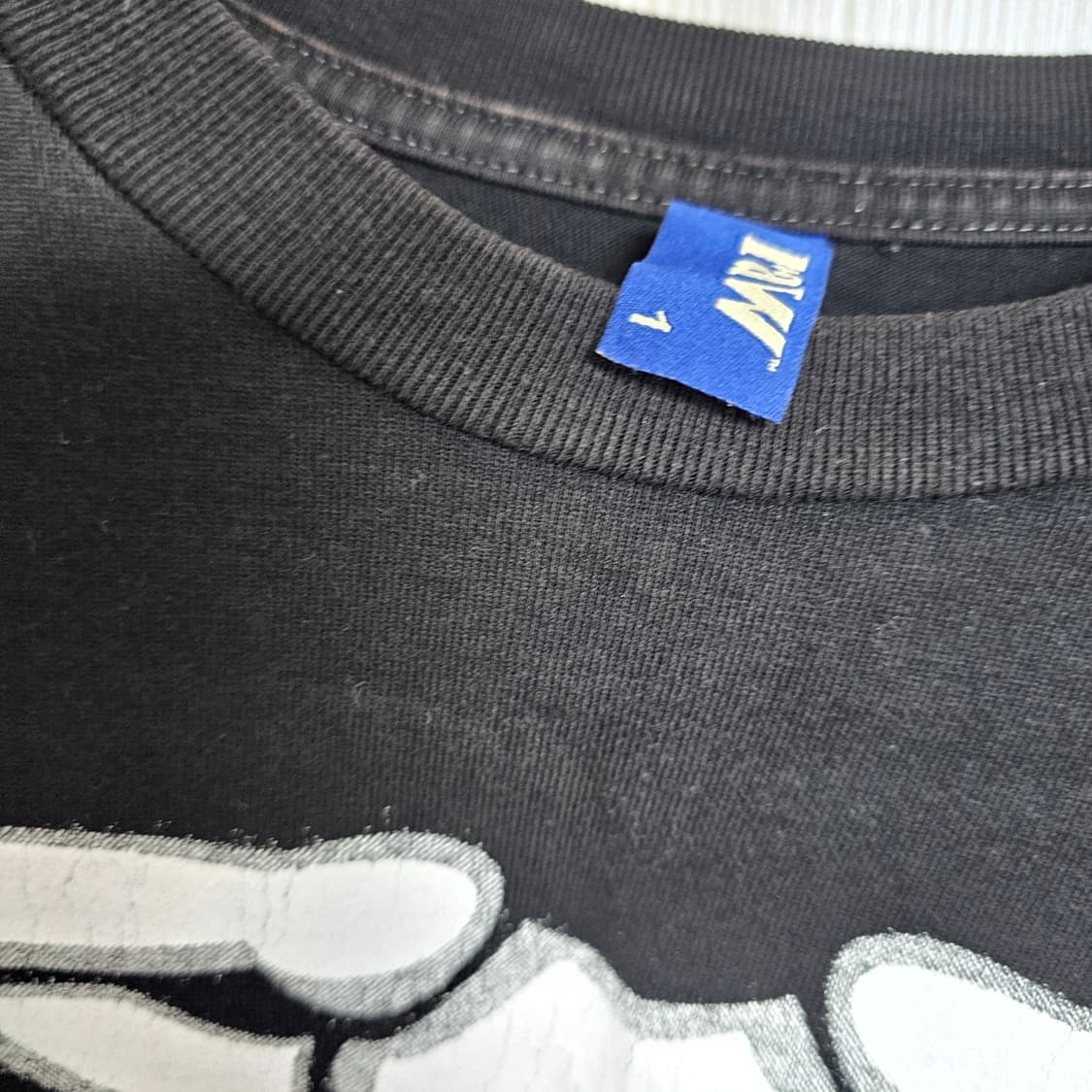 에센스룸 핑거프레스 도넛리벤지 해골 티셔츠 상품이미지3