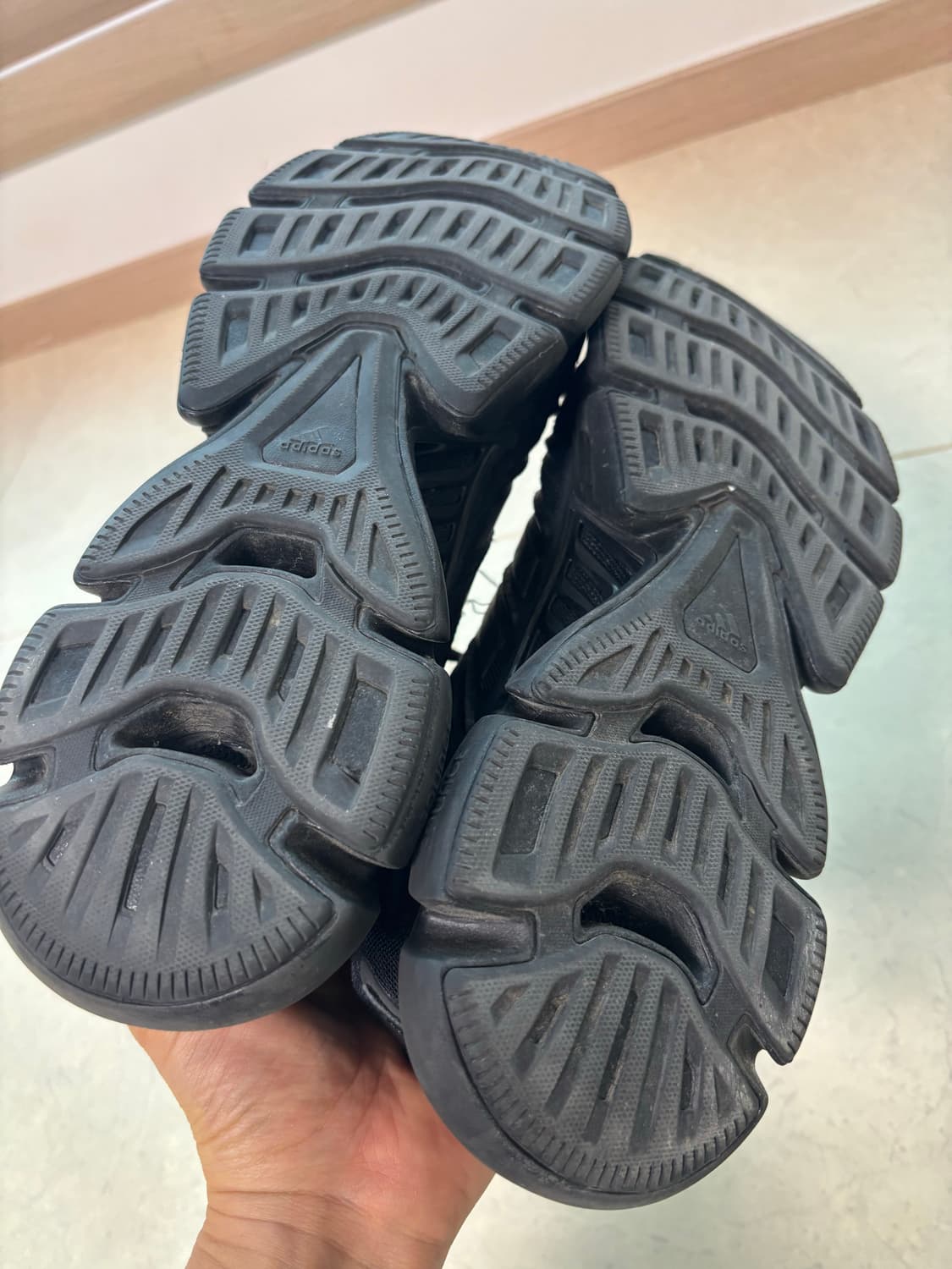 아디다스 올블랙 운동화 280 상품이미지5