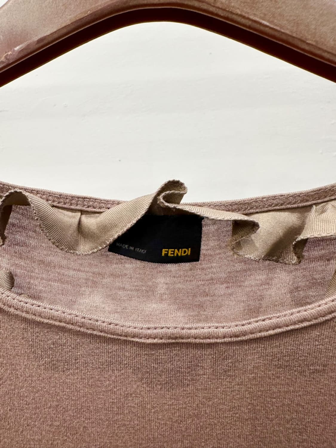 펜디 반팔 라운드넥 니트 레이어드 프릴 소매 넥 디테일 루즈핏 브라운 상품이미지5