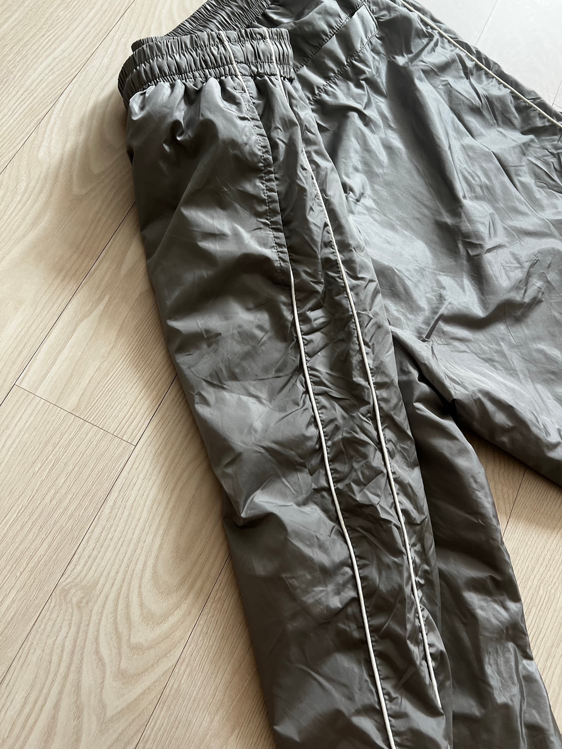 [L] 제네럴아이디어 나일론 와이드 팬츠 상품이미지6