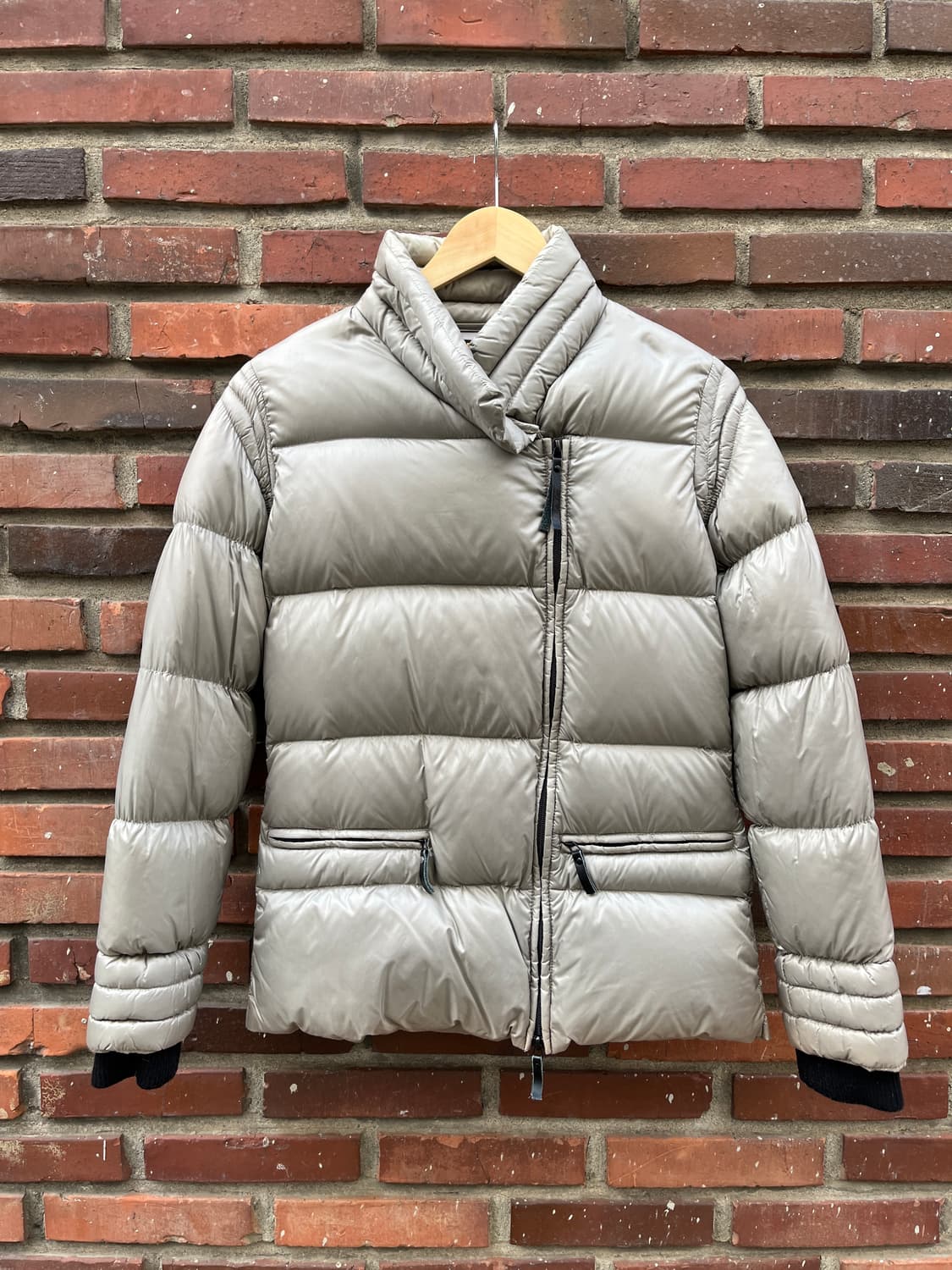 디젤 사선 덕다운 패딩 상품이미지3