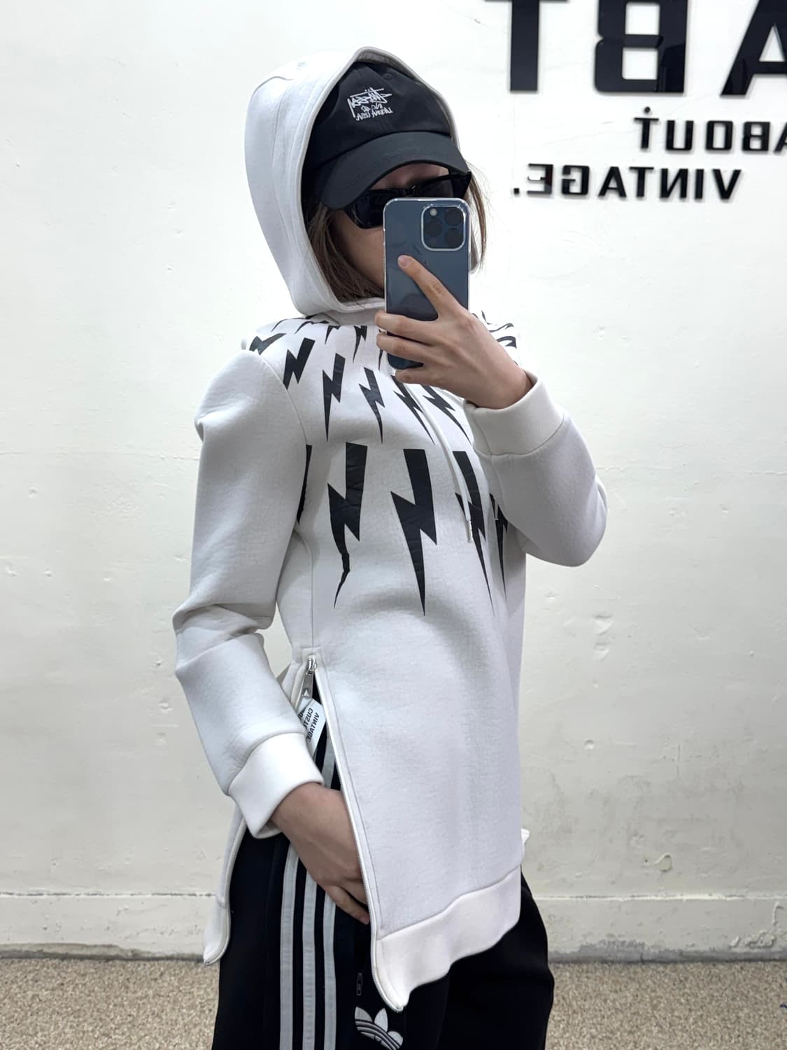 정품 닐바렛 후드티 상품이미지2