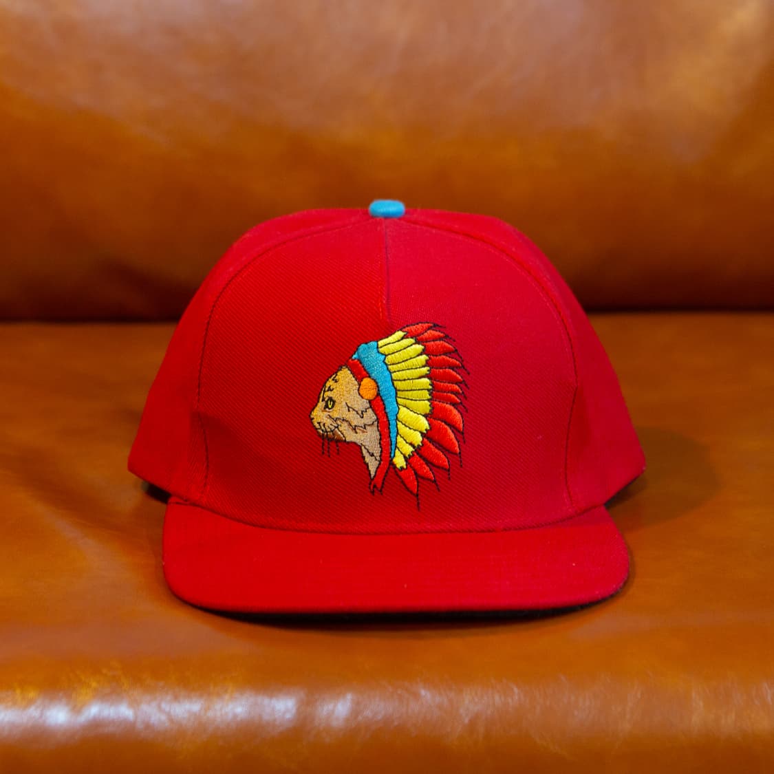 13FW 골프왕 네이티브 캣 캡 레드 상품이미지1