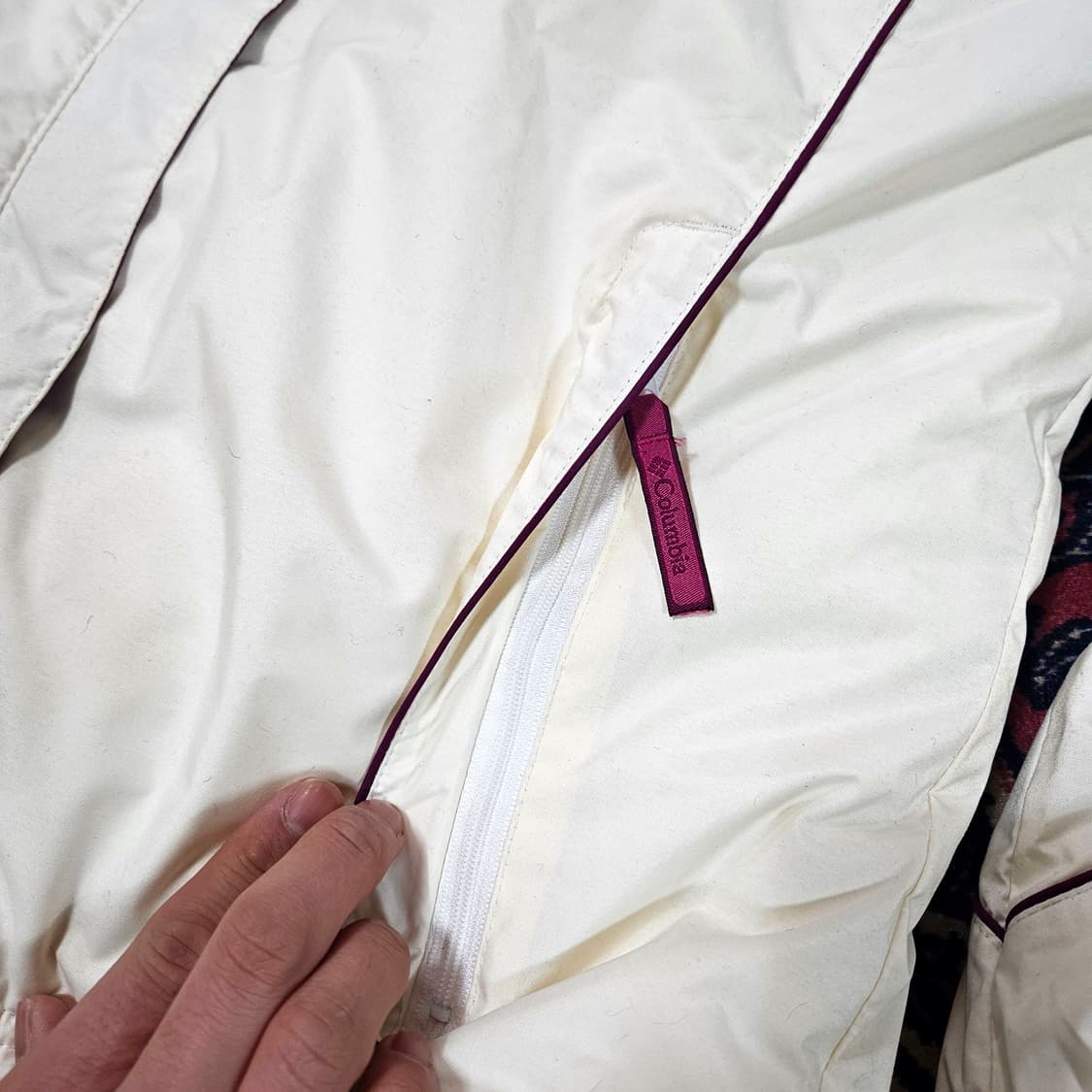 컬럼비아 고프코어 워터프루프 방수 나일론 점퍼  상품이미지3