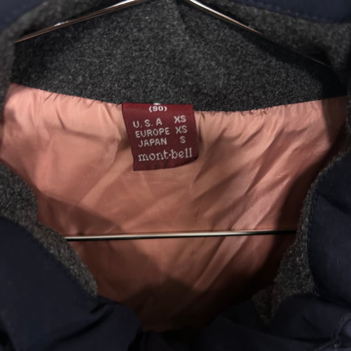 몽벨 구스다운 후드탈착 퀼티드 패딩 자켓 상품이미지3