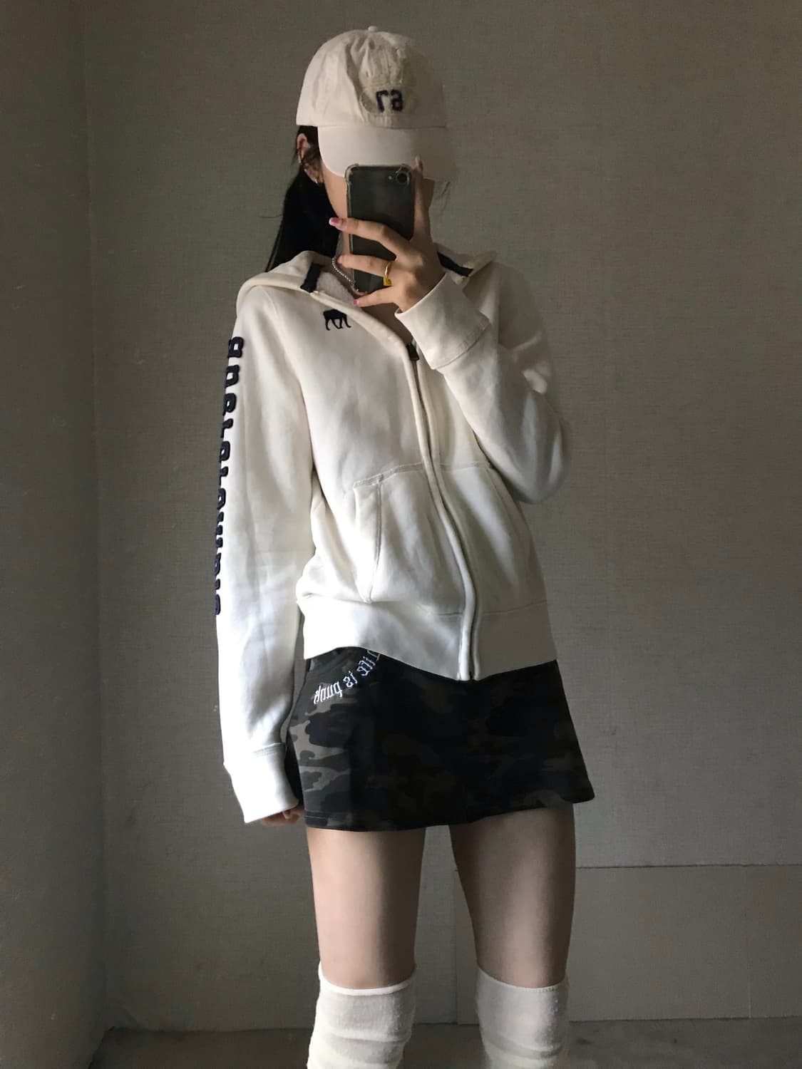 아베크롬비 아이보리 후드집업 상품이미지4