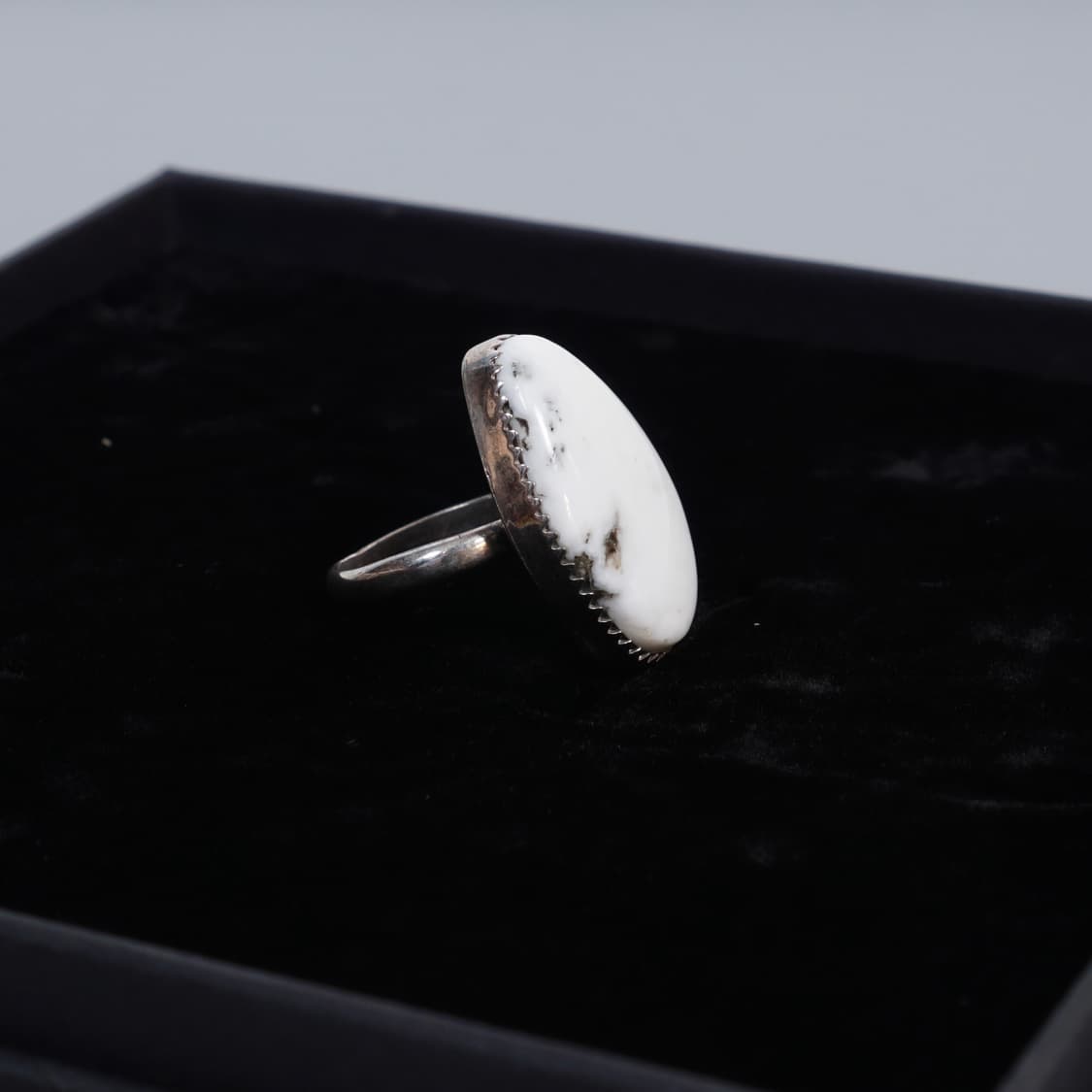 화이트 버팔로 원석 실버 반지 상품이미지4