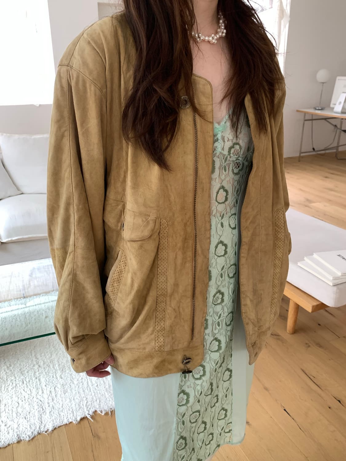 Yellow beige suede jacket 상품이미지4