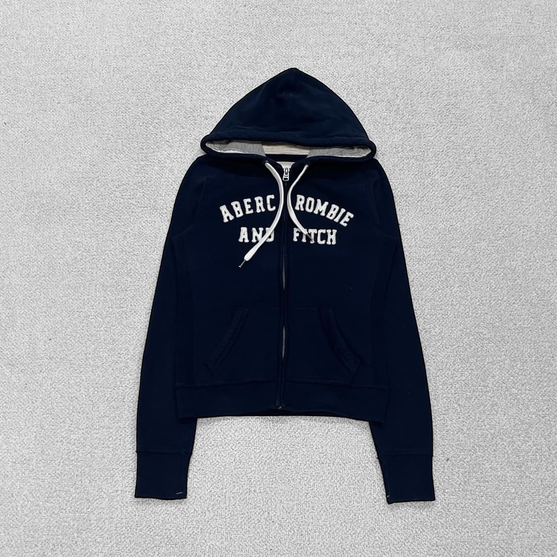 아베크롬비 피치 로고 후드집업 네이비 상품이미지2