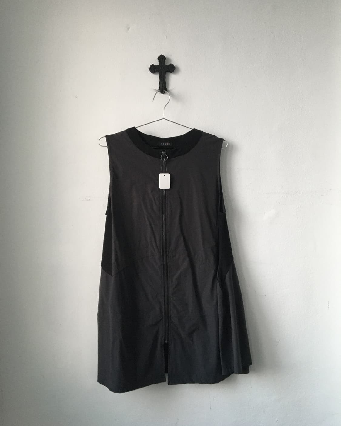 Balloon fit vest onepiece 상품이미지2