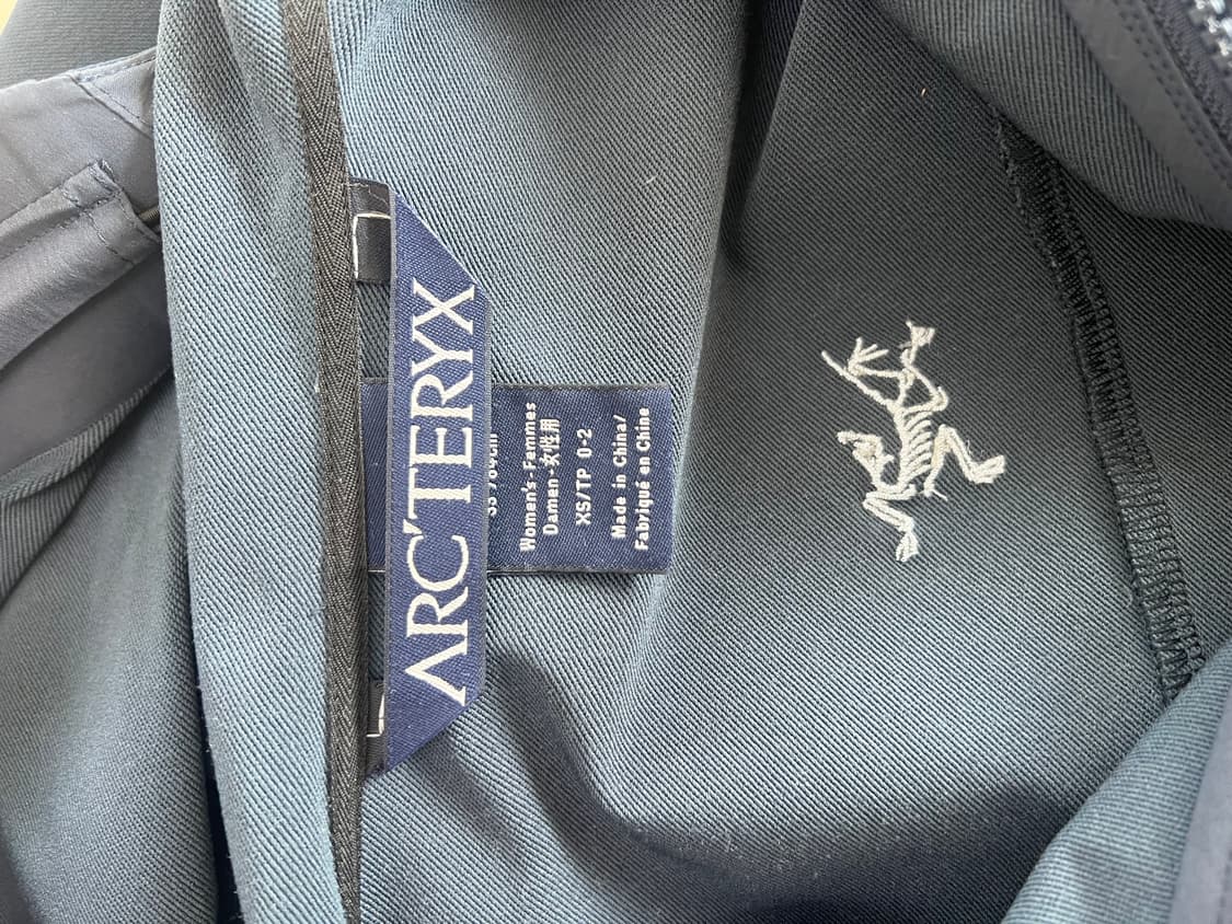 아크테릭스 바람막이  상품이미지8