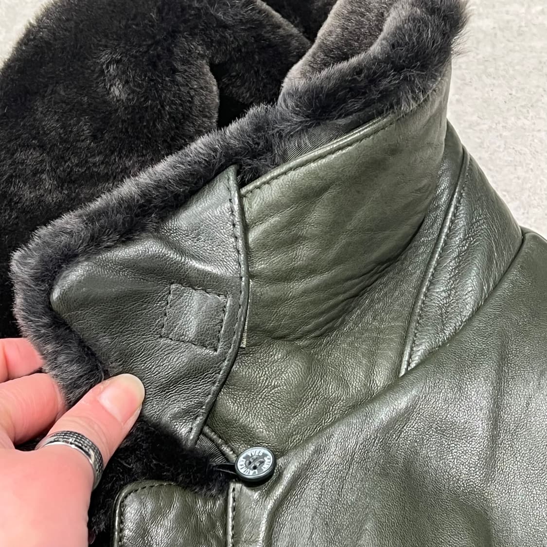 입생로랑 양가죽 퍼자켓 s09978 상품이미지6