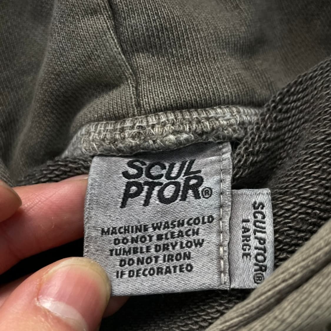 100 스컬프터 후드티 상품이미지3