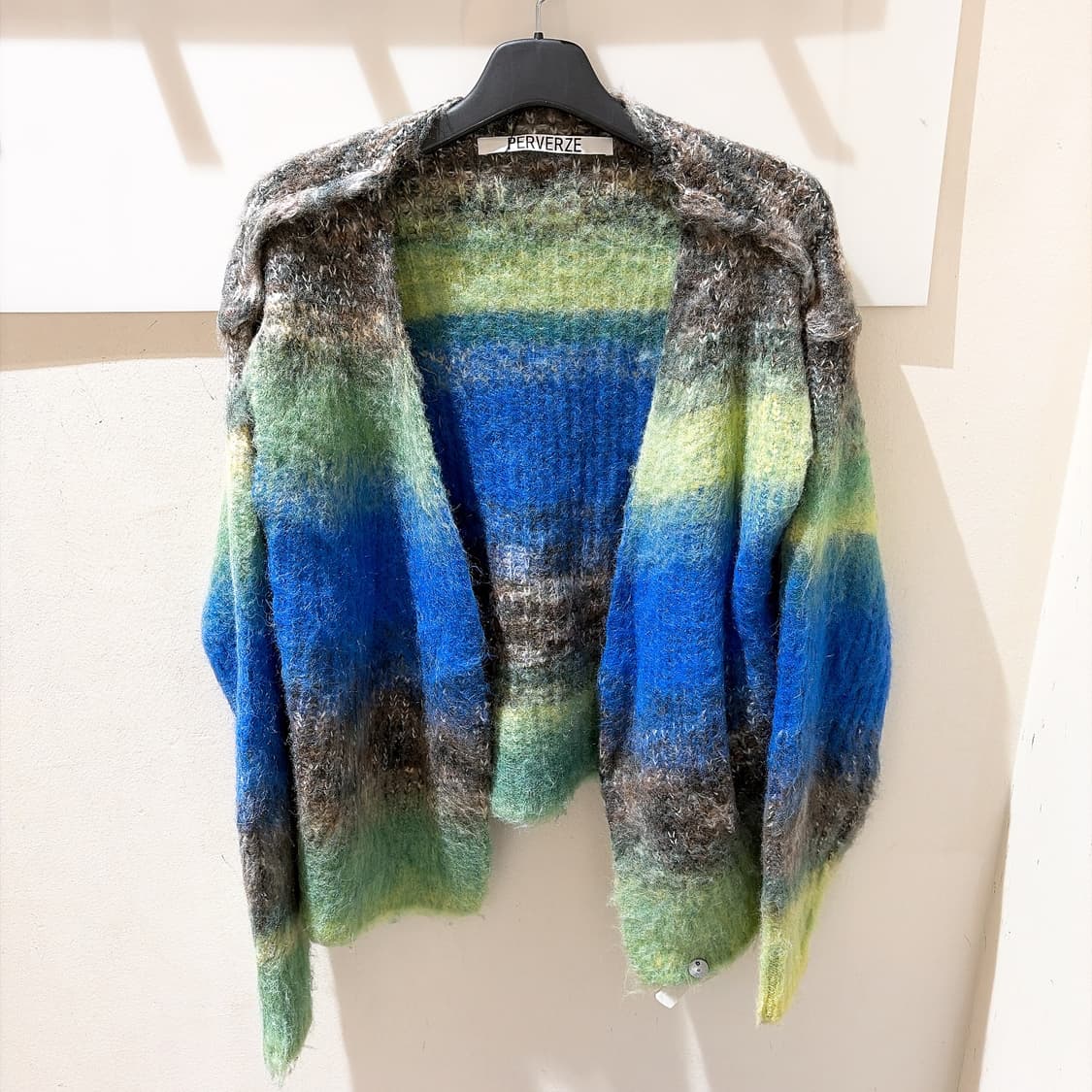 (정품/새상품) PERVERSE 퍼버즈 여성 그라데이션 와이드 가디건 상품이미지1