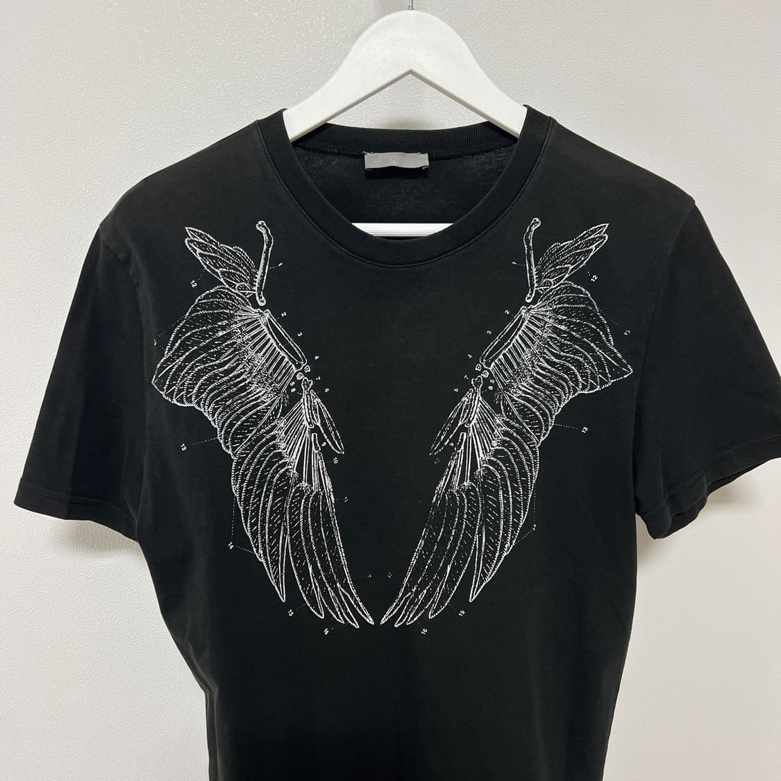 디올옴므 07AW Angel Skeleton Wings 티셔츠 블랙 상품이미지5