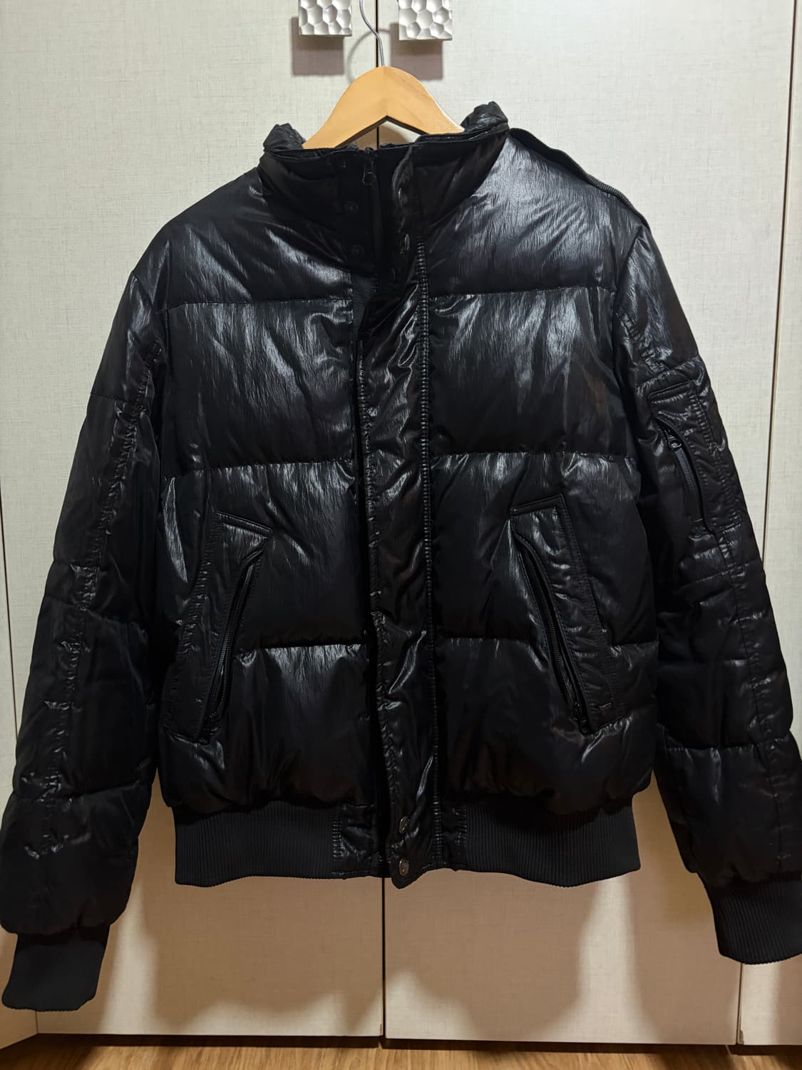 Gas 오리털 유광 패딩 상품이미지1