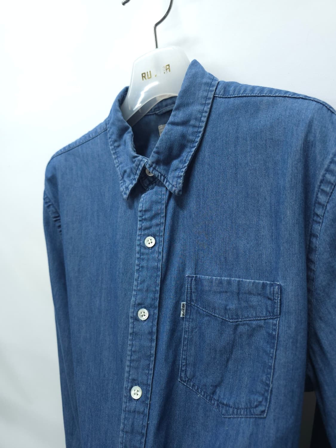 리바이스Levi's 화이트탭 데님셔츠 (남성M) 상품이미지10