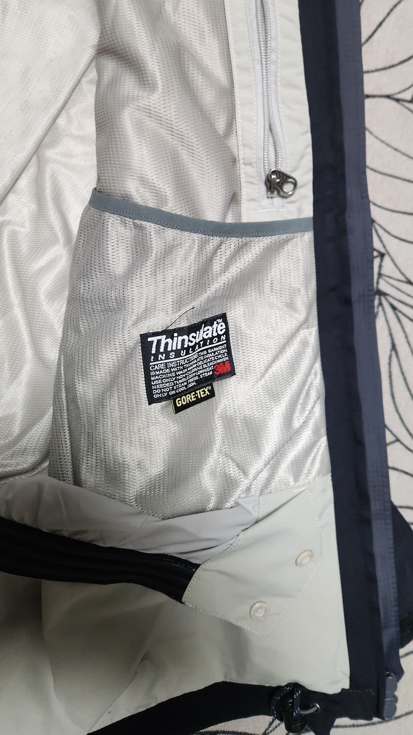 몽벨 JANPAN  내수용 고어텍스 바람막이 자켓 XL 상품이미지4