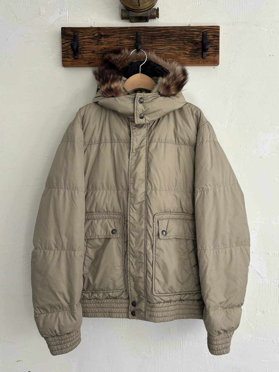 Prada 프라다 베이지 패딩 자켓 상품이미지4